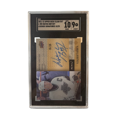 2021-22 UPPER DECK CLEAR CUT WAYNE GRETZKY LEGENDS SIGNATURES 15/25 SGC 9 AUTO 10