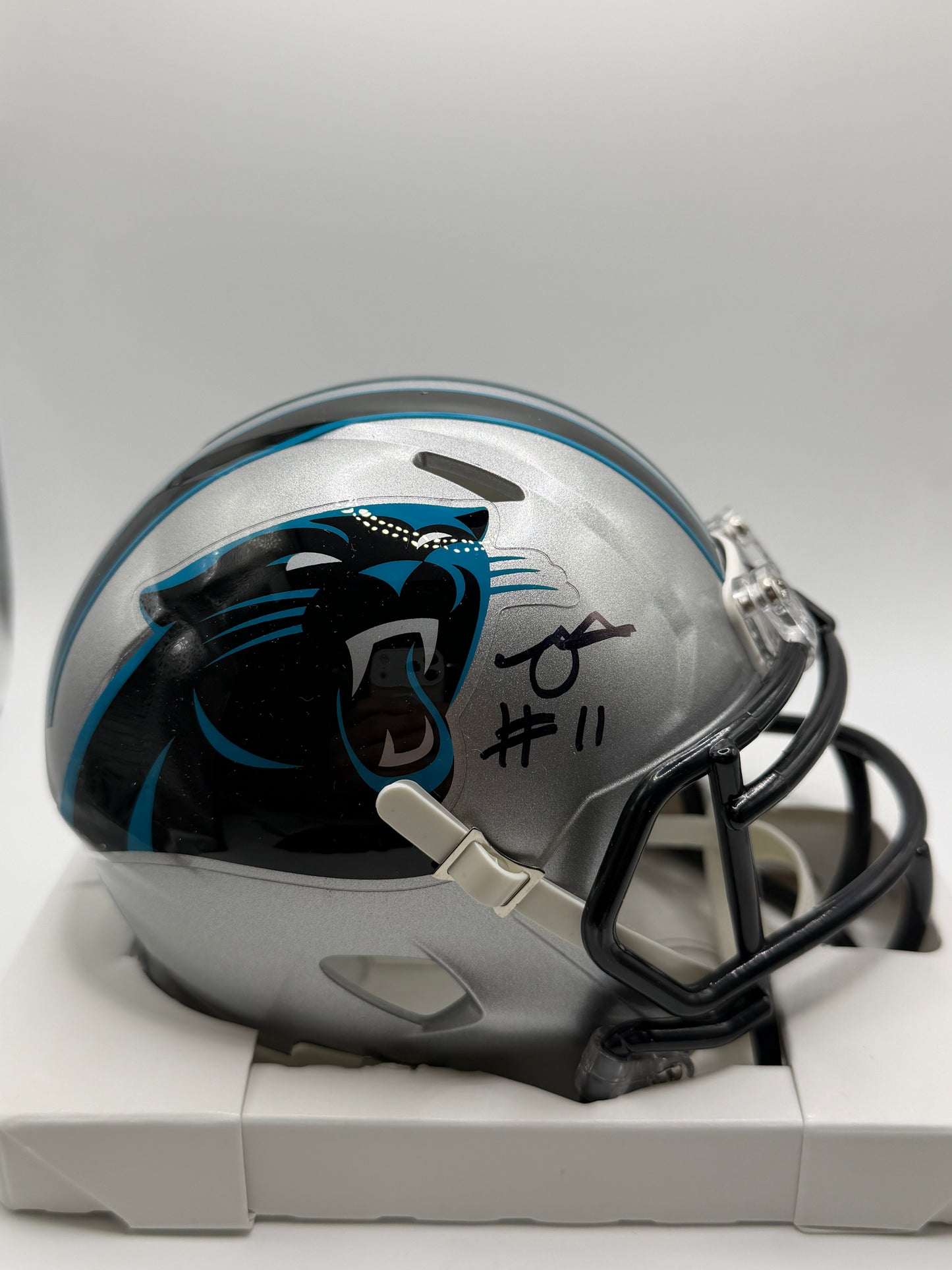 Robby "Chosen" Anderson Signed Mini Riddell Helmet (Speed) Beckett COA